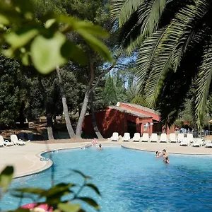 Résidence Odalys Le Village Camarguais Les Gardians Arles