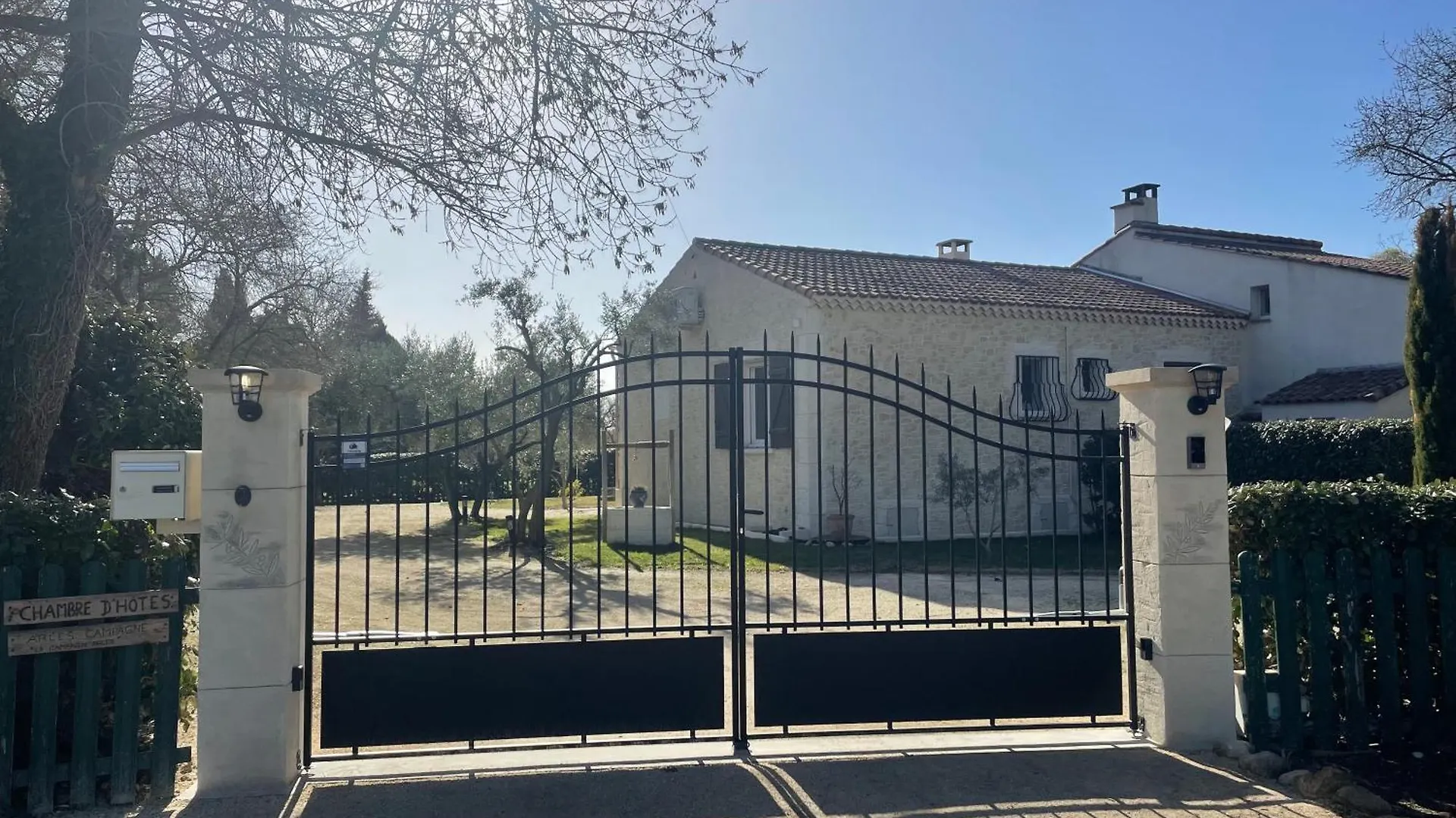 Arles Campagne Location 